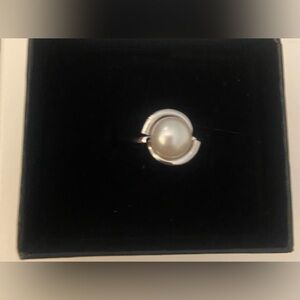 Pearl and Diamond 925 Ring